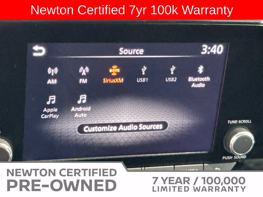 Used 2025 Nissan Pathfinder SV FWD image 27