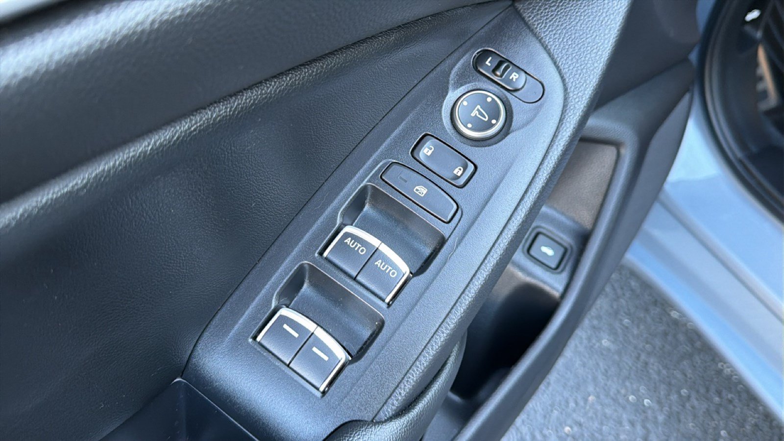 Used 2022 Honda Accord Sport image 11