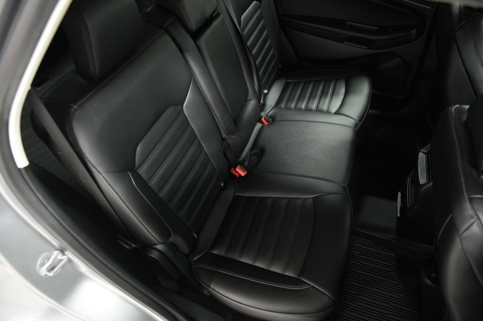 Used 2022 Ford Edge SEL w/ Convenience Package image 15