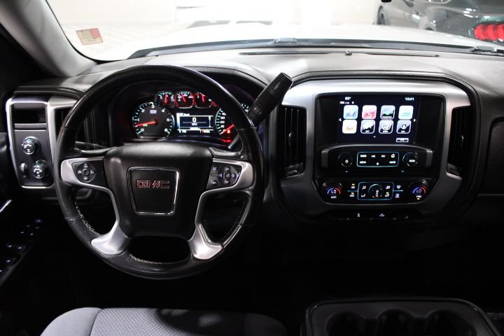 Used 2018 GMC Sierra 1500 SLE w/ SLE Value Package AWD/4WD image 27