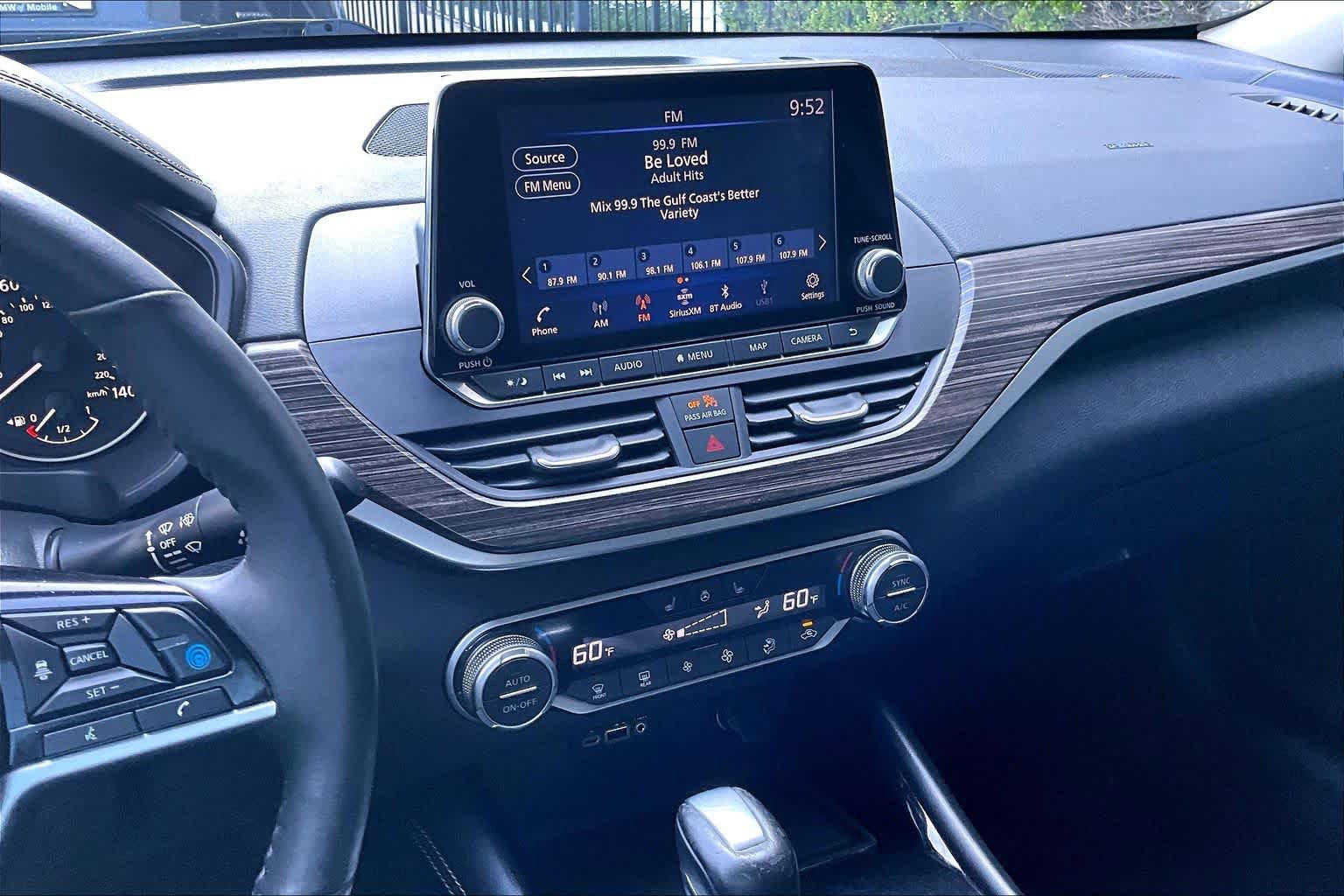 Used 2022 Nissan Altima 2.5 Platinum AWD/4WD image 6