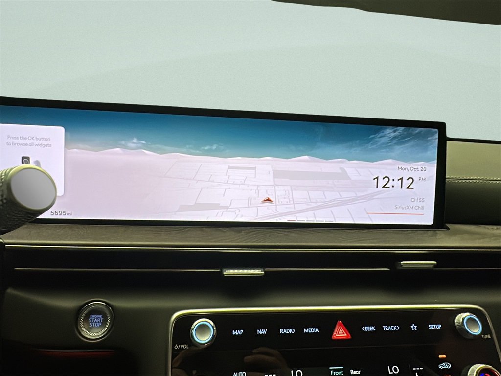 Certified 2025 Genesis GV80 3.5T Prestige image 28