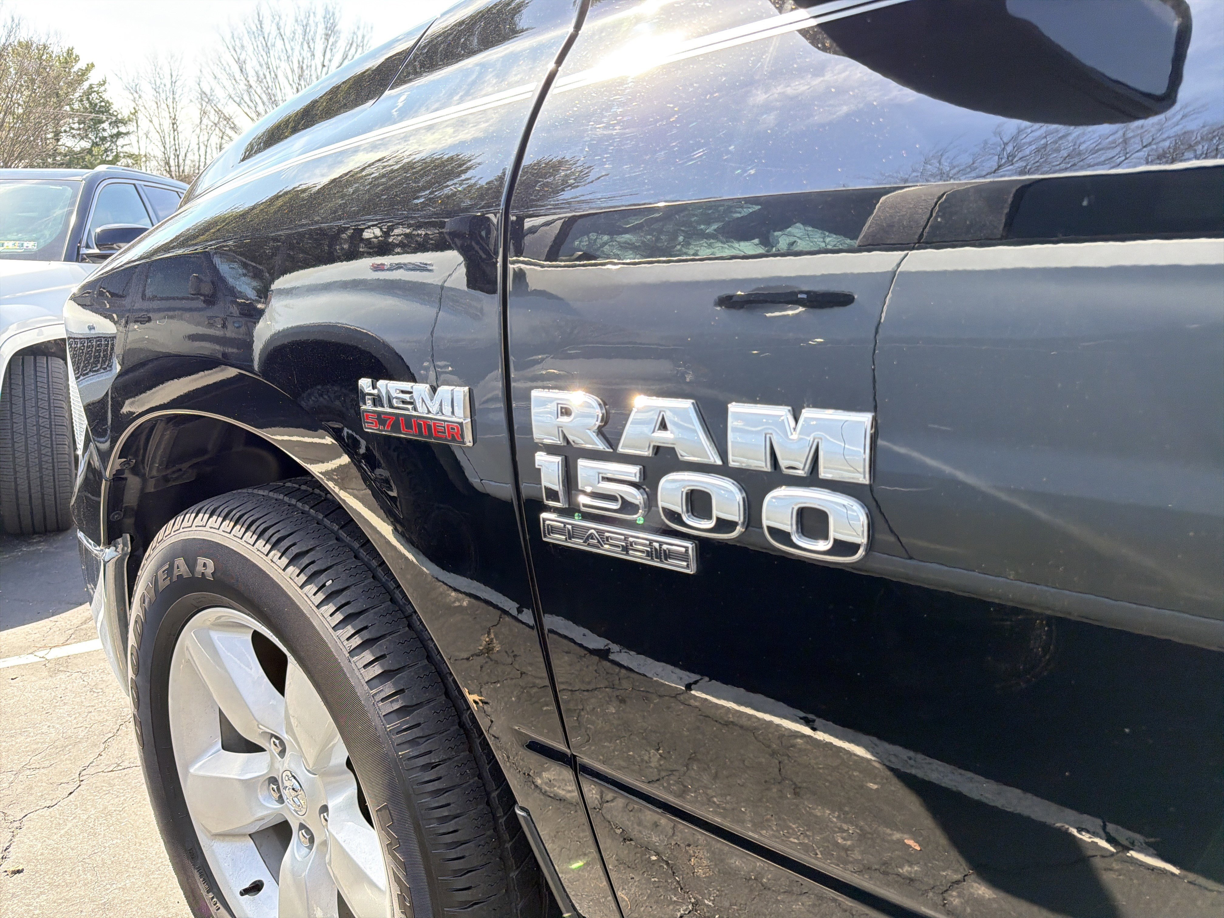 Certified 2024 RAM 1500 Tradesman w/ Tradesman SXT Package image 30