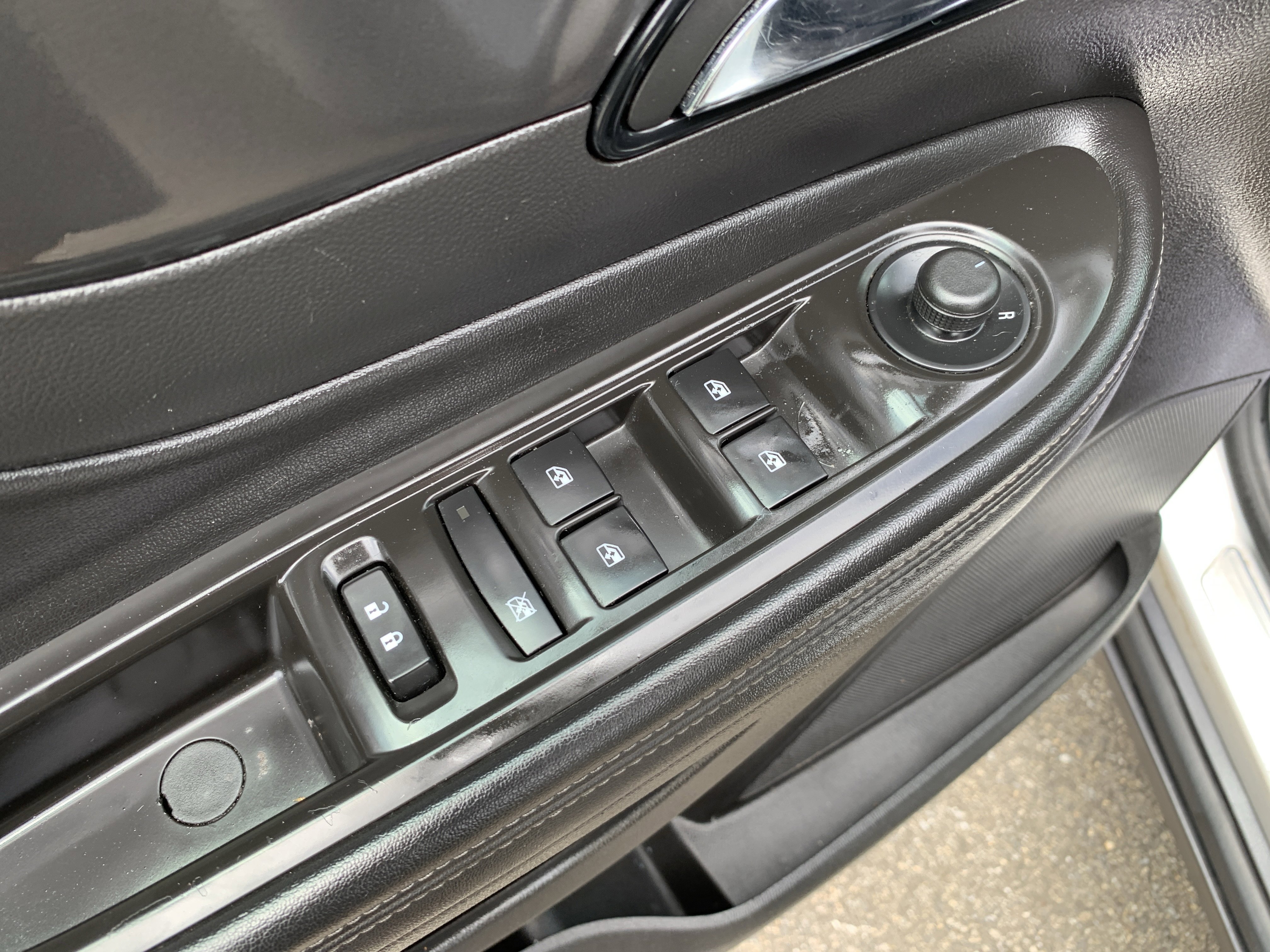 Used 2019 Buick Encore Preferred FWD image 8