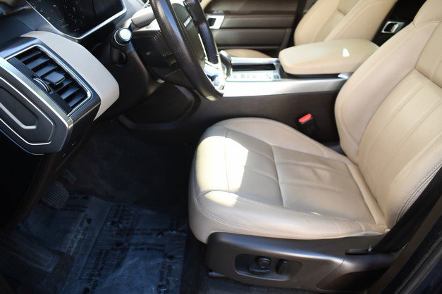 Used 2020 Land Rover Range Rover Sport SE image 15