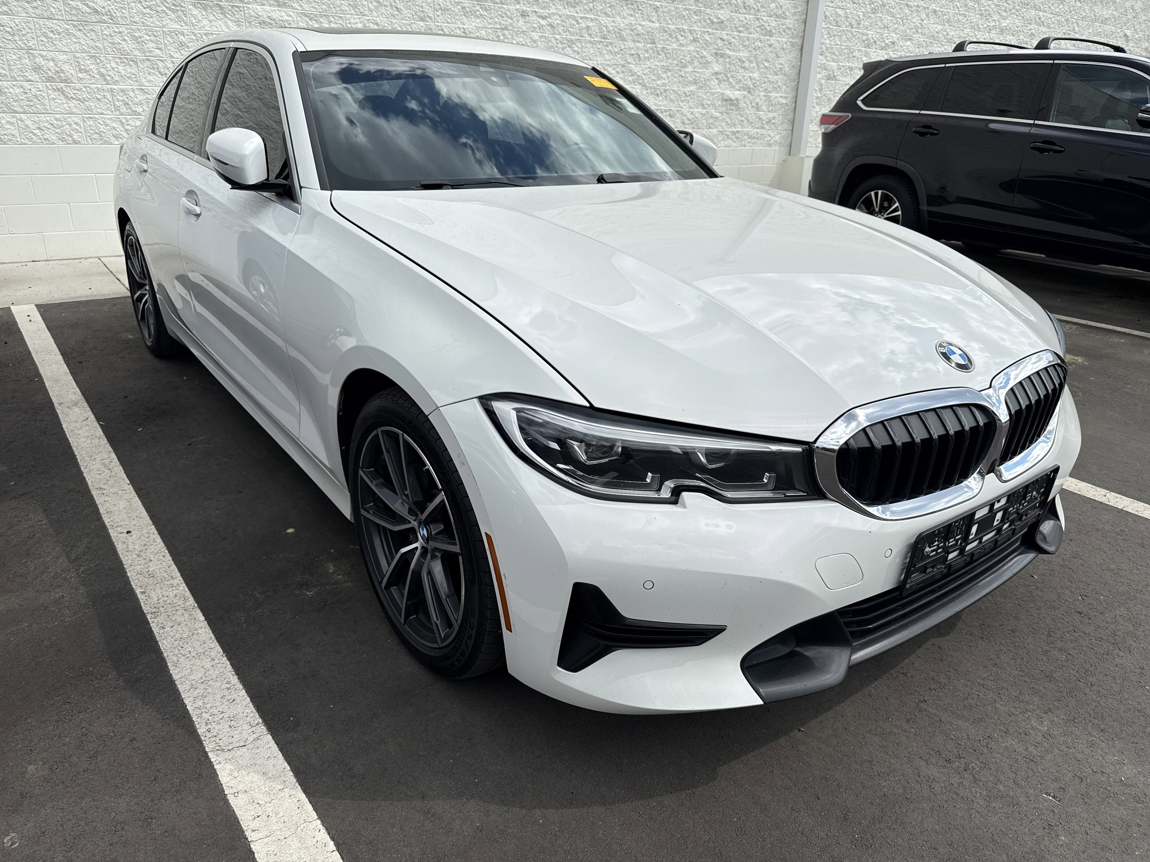 Used 2020 BMW 330i Sedan w/ Convenience Package image 37