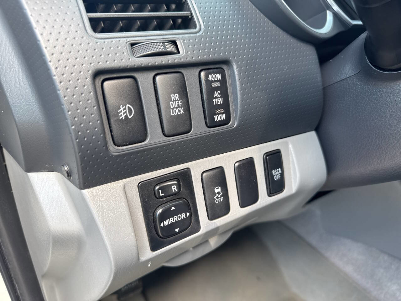 Used 2010 Toyota Tacoma PreRunner RWD image 17
