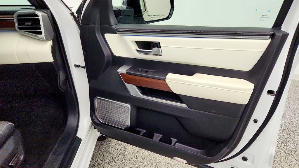Used 2024 Toyota Sequoia Capstone image 25