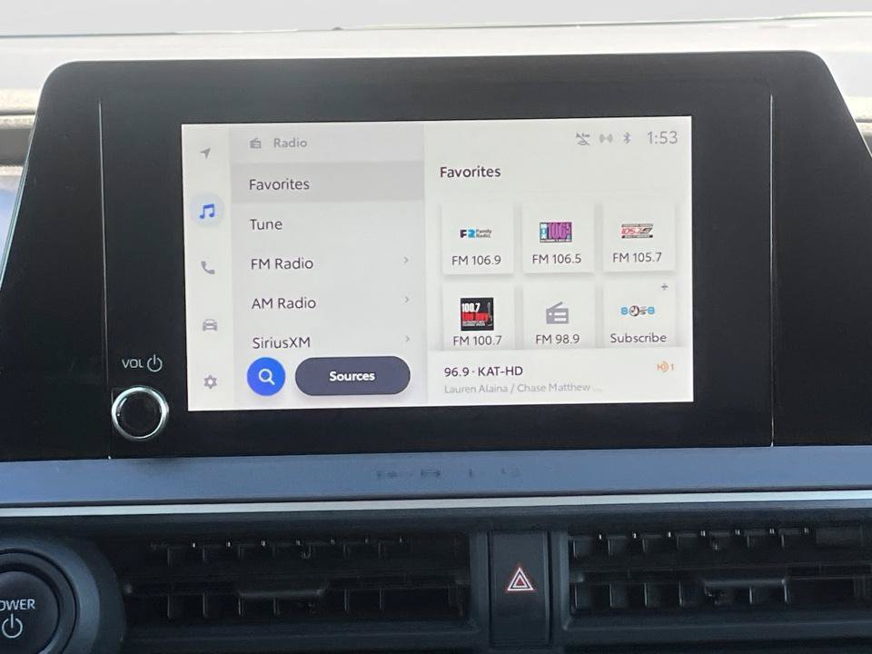Used 2025 Toyota Prius LE FWD image 16