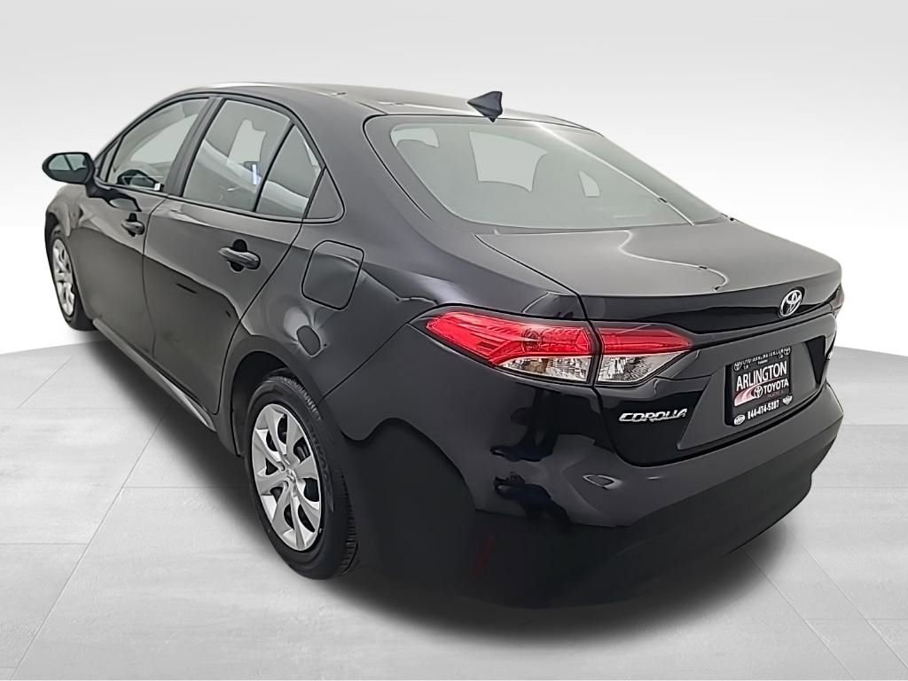 Used 2025 Toyota Corolla LE image 7