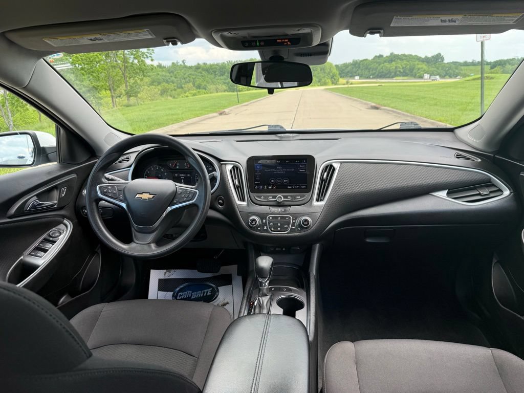 Used 2023 Chevrolet Malibu LT w/ Driver Confidence Package FWD image 17