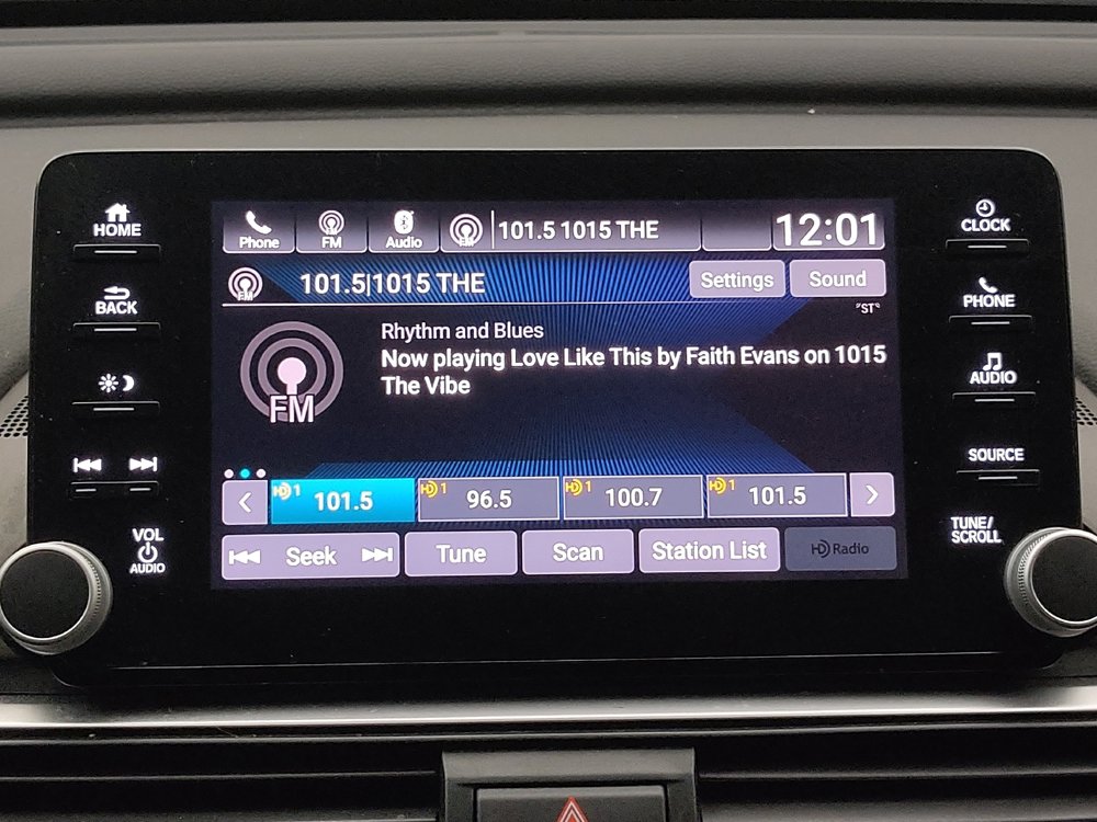 Used 2018 Honda Accord EX-L image 25