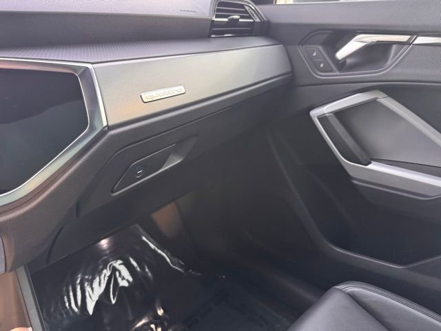 Used 2022 Audi Q3 2.0T Premium w/ Convenience Package AWD/4WD image 15