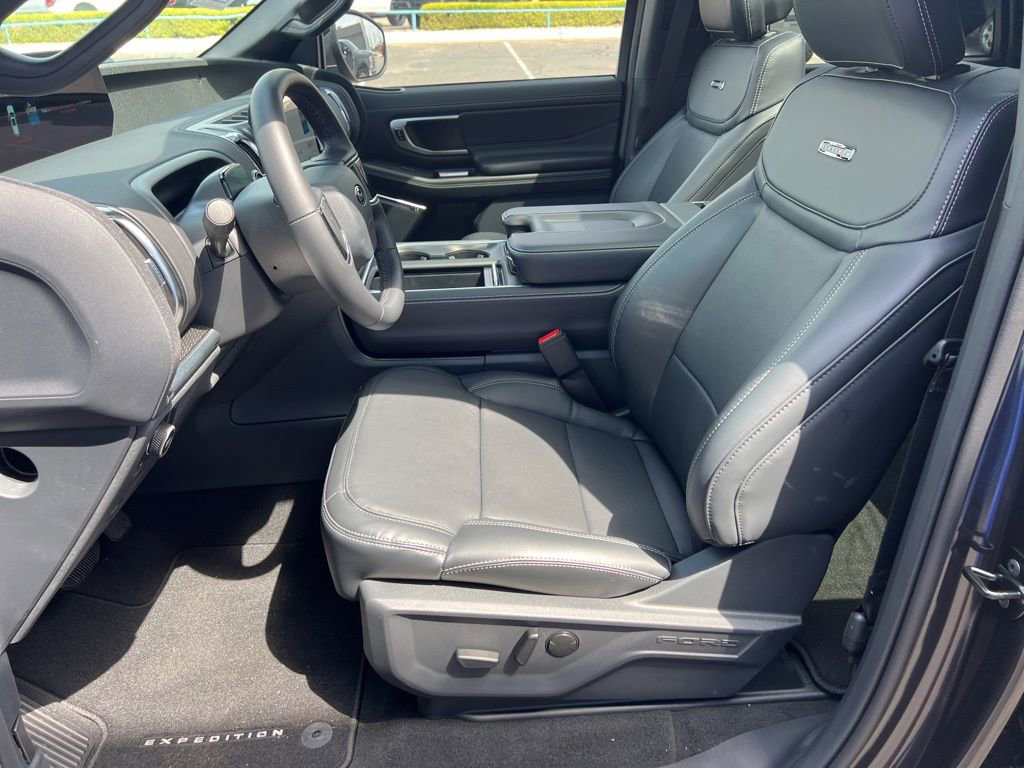 New 2026 Ford Expedition Max Platinum AWD/4WD image 17