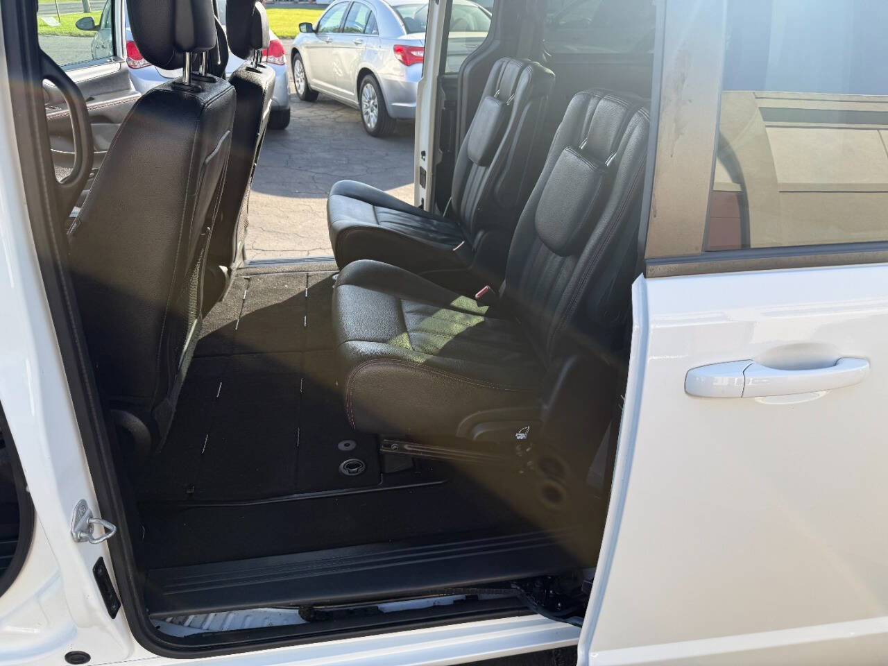 Used 2019 Dodge Grand Caravan GT FWD image 15