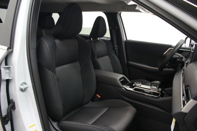 New 2026 Mitsubishi Outlander ES FWD image 19