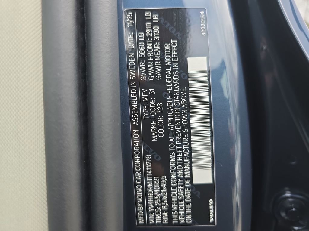 New 2026 Volvo XC60 T8 Ultra w/ Protection Package Premier image 46