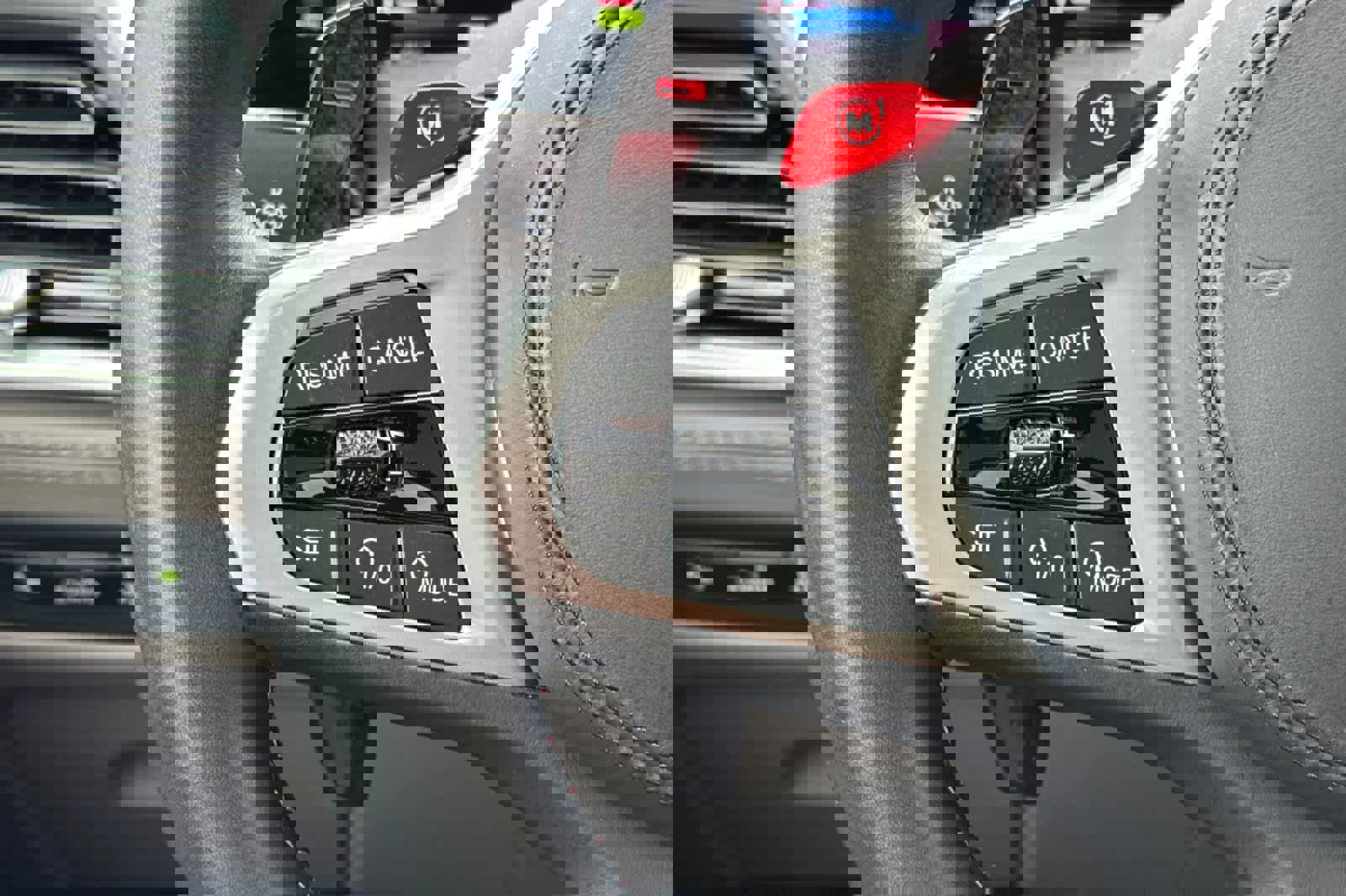 Used 2024 BMW X6 M Competition w/ Executive Package image 28