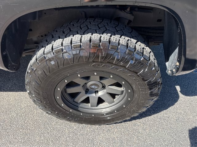Used 2023 Toyota Tacoma TRD Sport w/ TRD Premium Sport Package AWD/4WD image 18