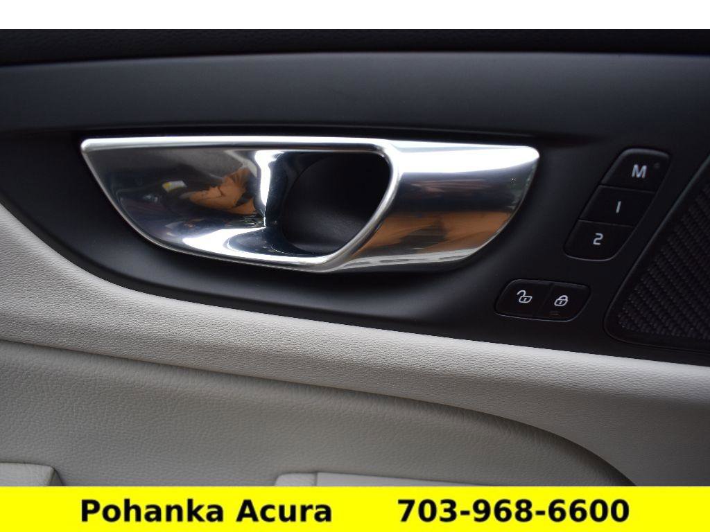 Used 2021 Volvo S60 T6 Inscription image 21