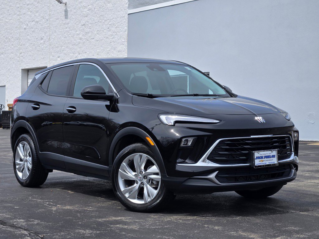 Certified 2025 Buick Encore GX Preferred image 1