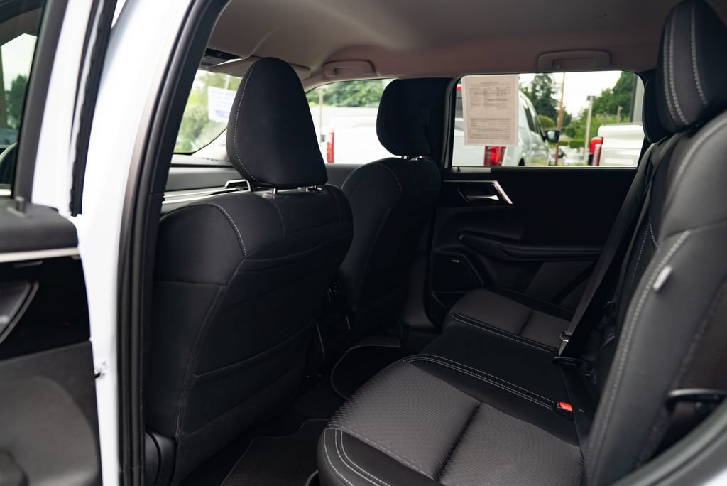 Used 2025 Mitsubishi Outlander ES AWD/4WD image 20