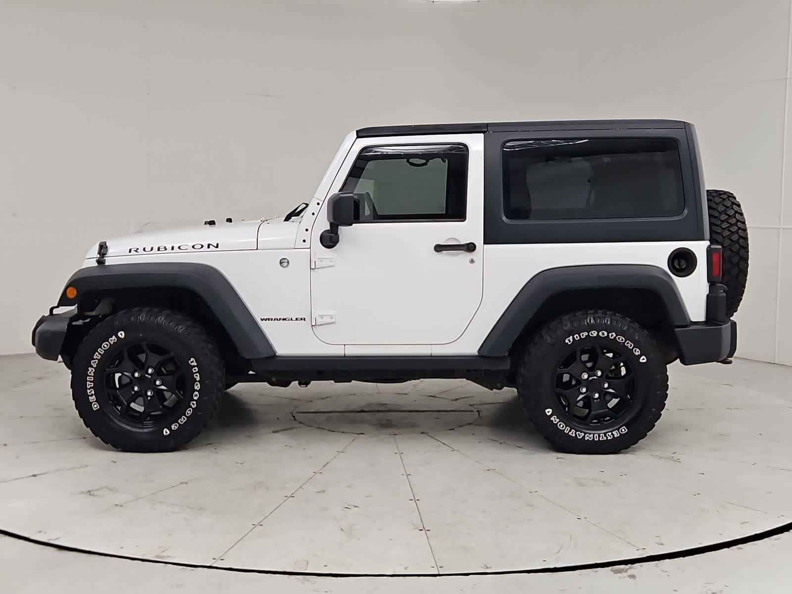 Used 2014 Jeep Wrangler Rubicon w/ Connectivity Group AWD/4WD image 3