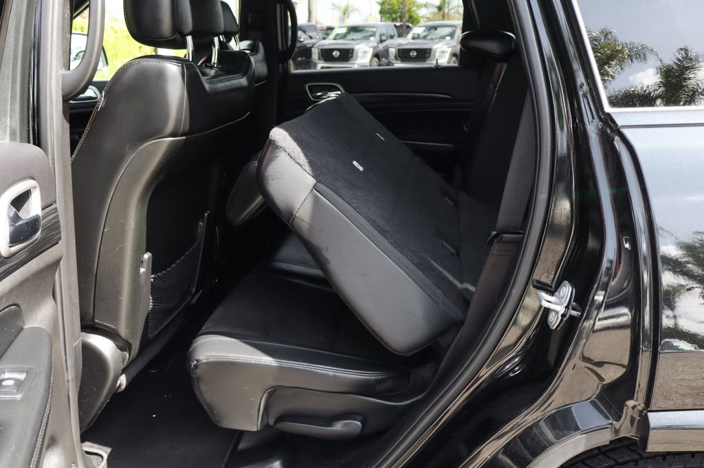 Used 2019 Jeep Grand Cherokee Altitude image 44