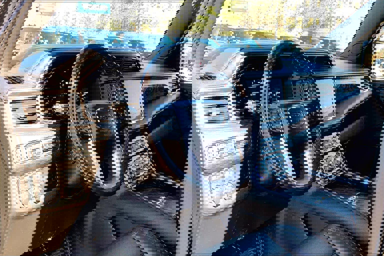 Used 2023 GMC Yukon Denali image 17