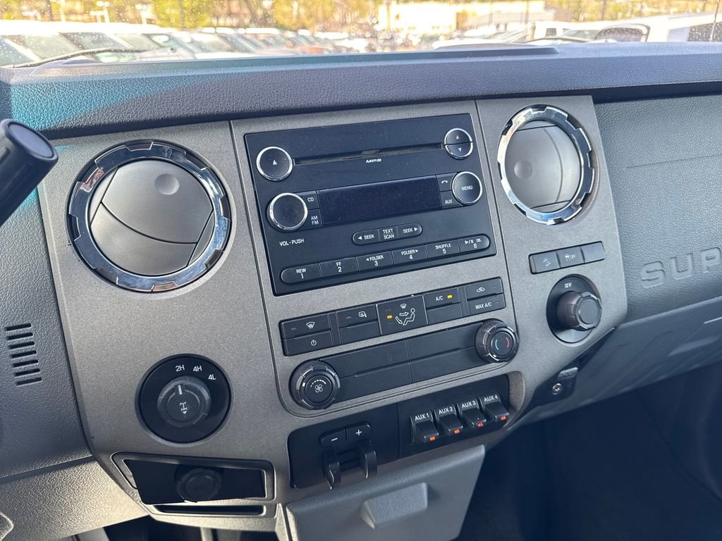 Used 2011 Ford F250 XLT w/ XLT Premium Pkg image 41