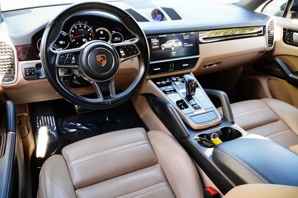 Used 2019 Porsche Cayenne S image 9