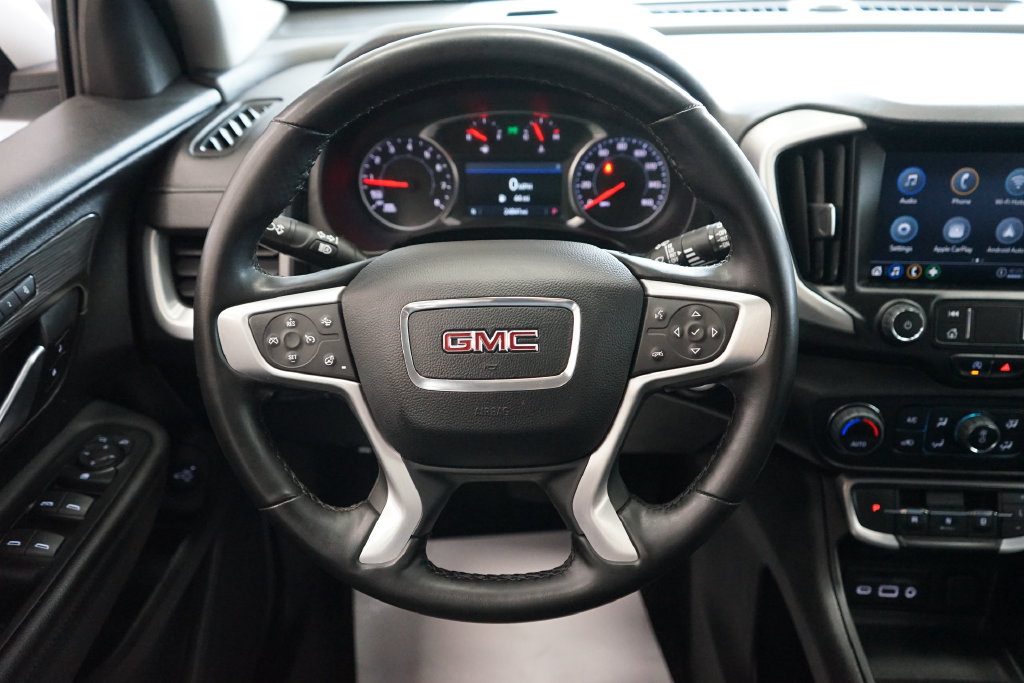 Used 2023 GMC Terrain SLT FWD image 29