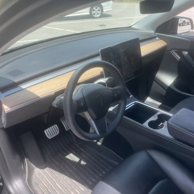 Used 2021 Tesla Model Y Performance AWD/4WD image 9