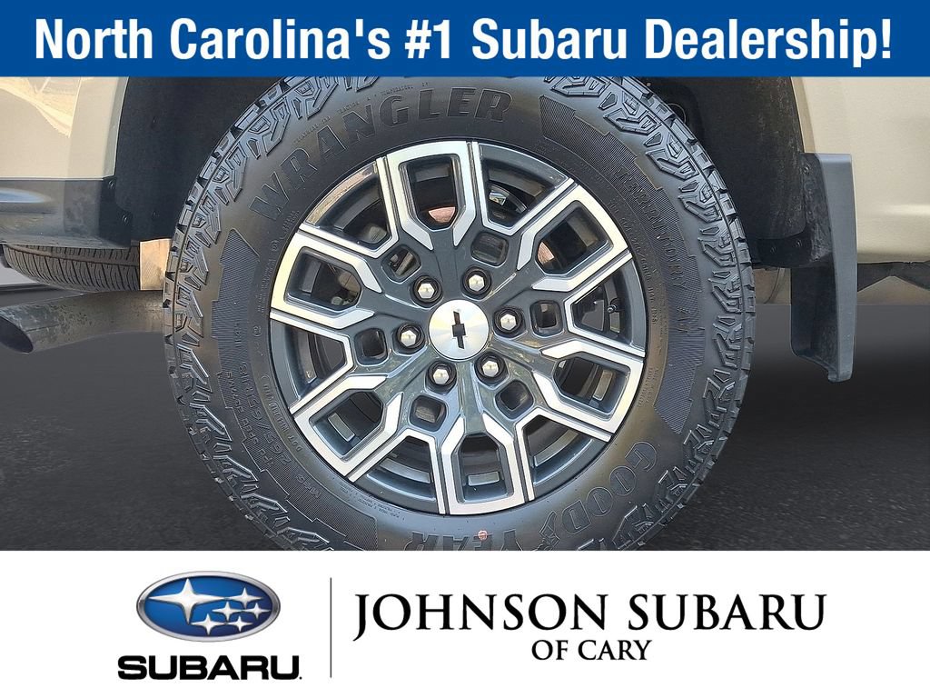 Used 2024 Chevrolet Colorado Z71 w/ Z71 Convenience Package 2 AWD/4WD image 29