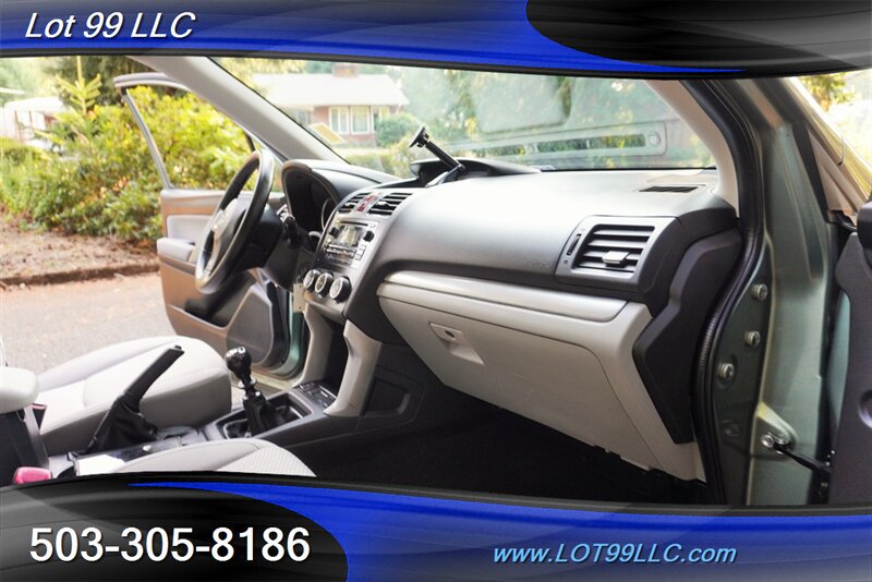 Used 2014 Subaru Forester 2.5i Premium AWD/4WD image 18