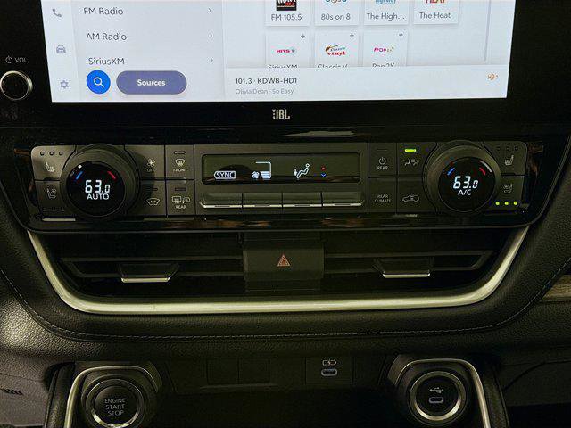 Certified 2025 Toyota Grand Highlander AWD image 15