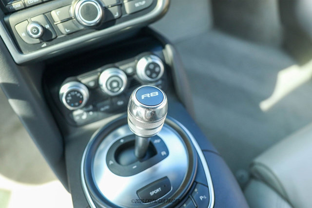 Used 2008 Audi R8 V8 image 31