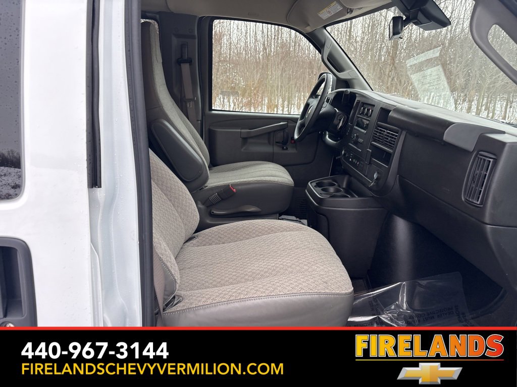 Used 2024 Chevrolet Express 3500 LT w/ LT Preferred Equipment Group image 29