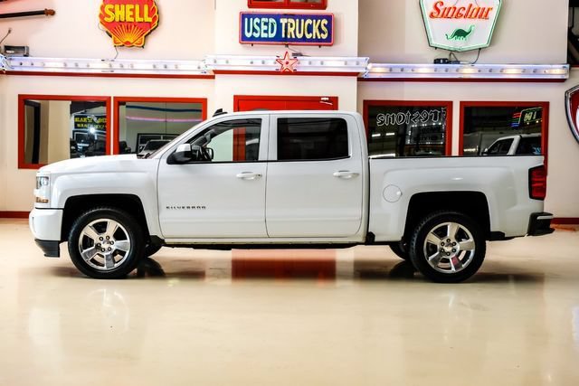 Used 2017 Chevrolet Silverado 1500 LT w/ All Star Edition AWD/4WD image 12