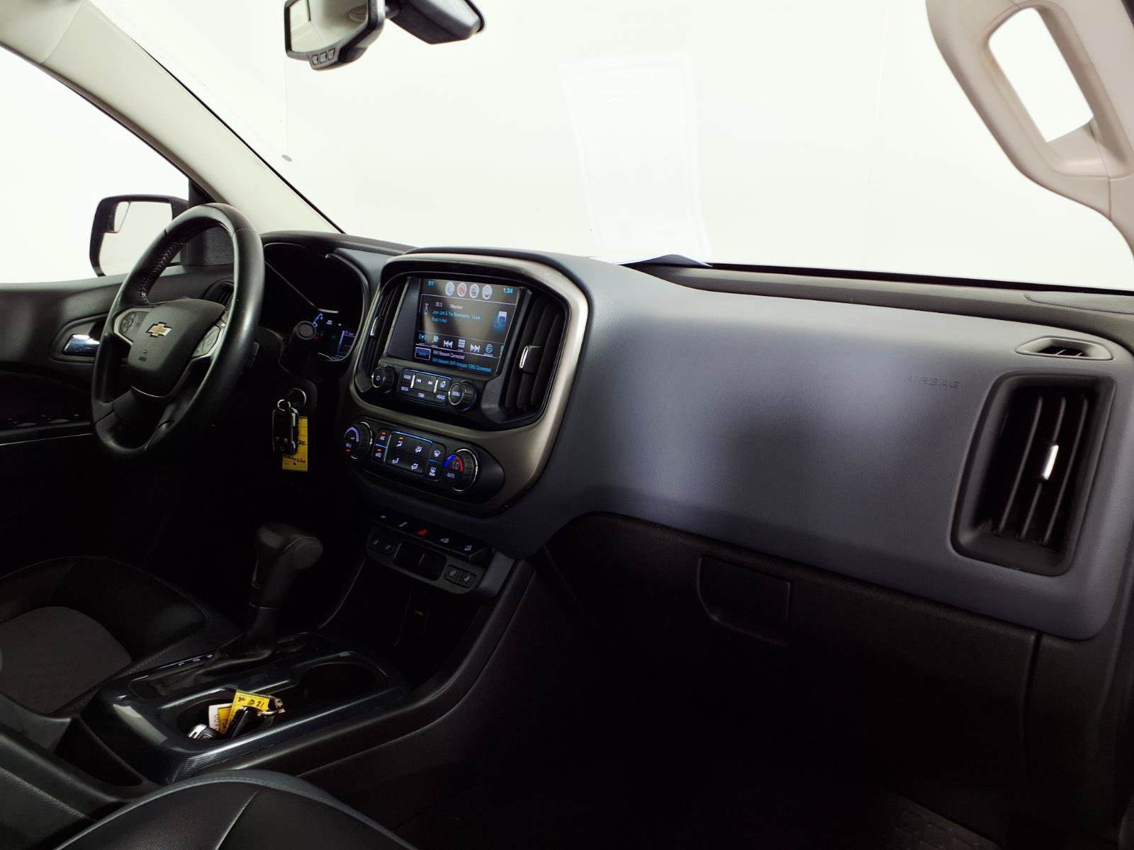 Used 2017 Chevrolet Colorado Z71 AWD/4WD image 9