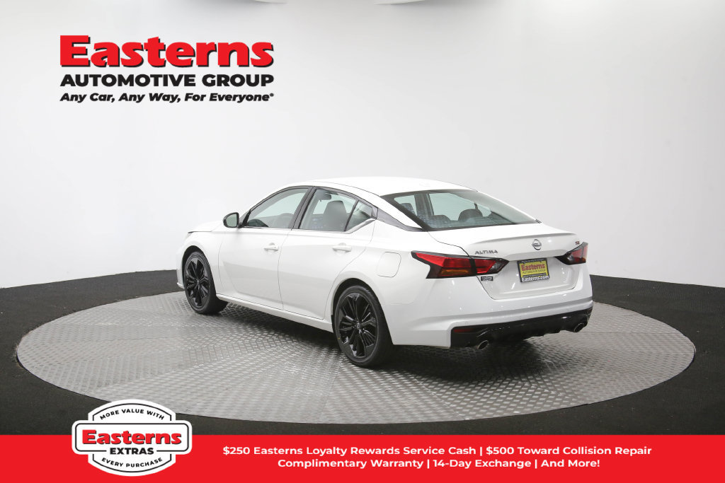 Used 2024 Nissan Altima 2.5 SR FWD image 61