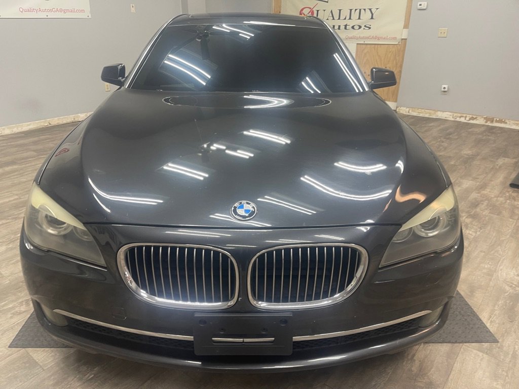 Used 2009 BMW 750Li image 3