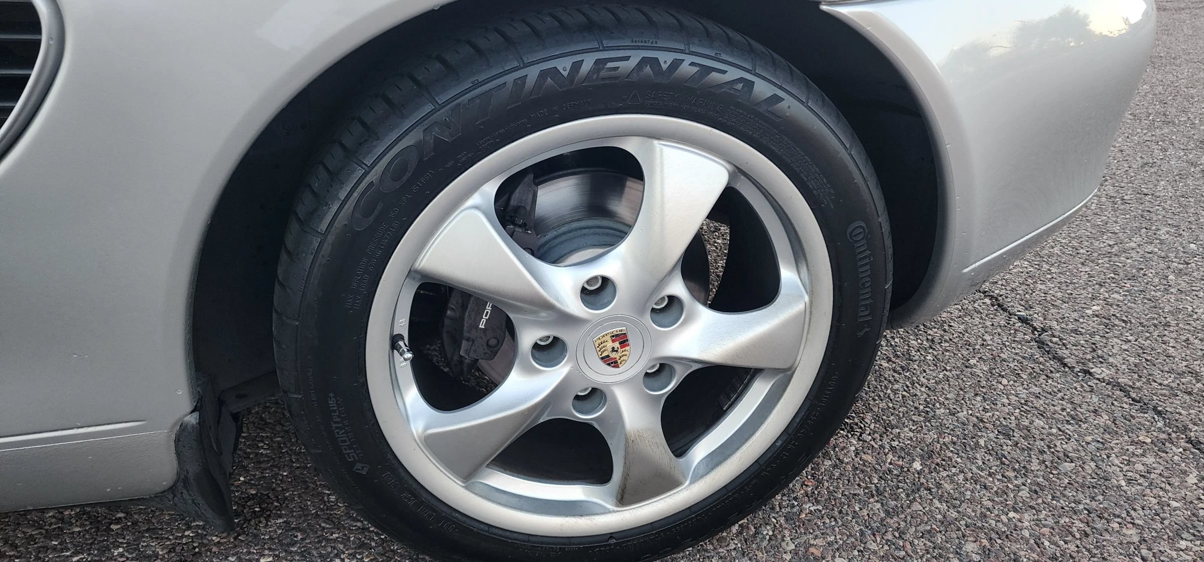 Used 2001 Porsche Boxster RWD image 12
