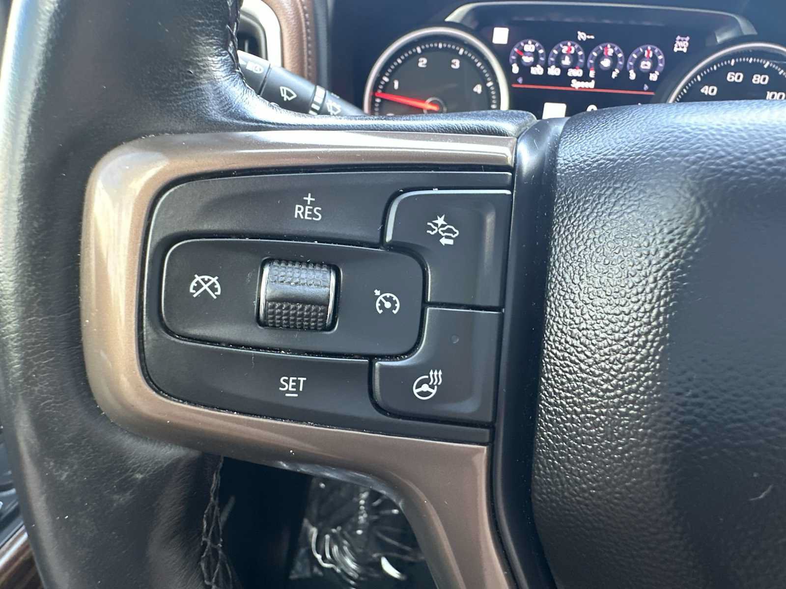 Certified 2022 Chevrolet Silverado 2500 High Country w/ Technology Package AWD/4WD image 26