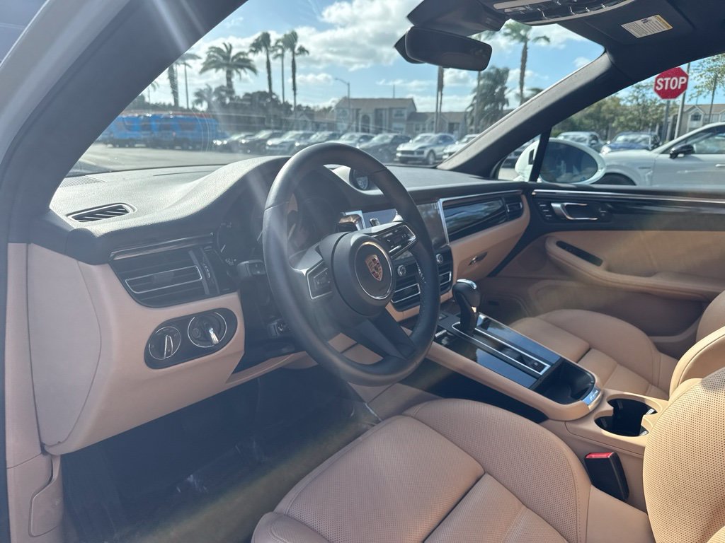 Certified 2026 Porsche Macan S AWD/4WD image 6