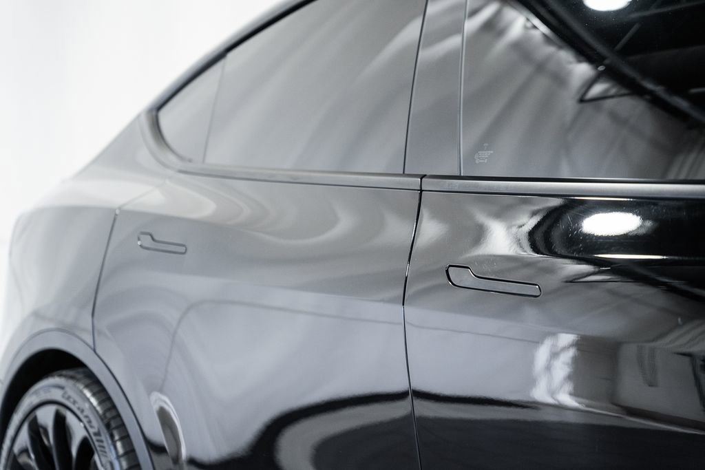 Used 2020 Tesla Model Y Performance image 22