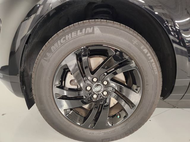 Used 2026 Land Rover Range Rover Evoque S image 8