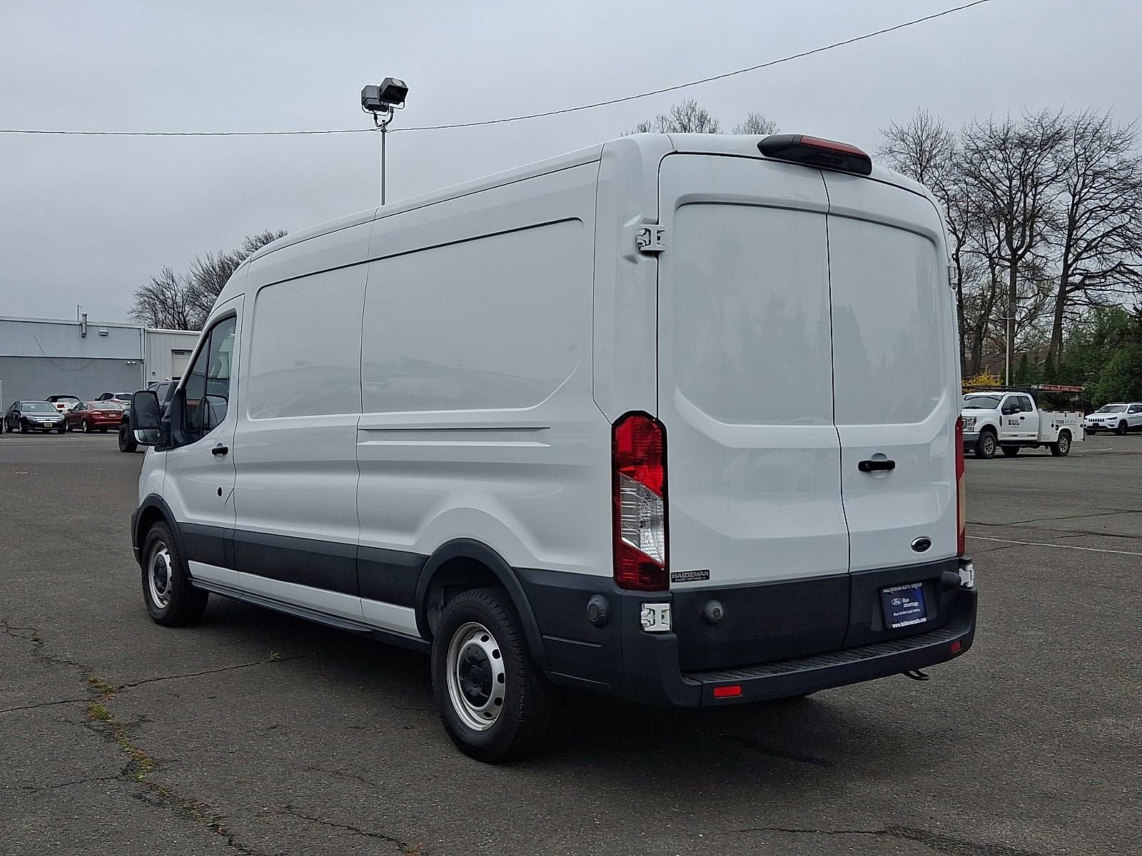 Used 2020 Ford Transit 250 Medium Roof image 5