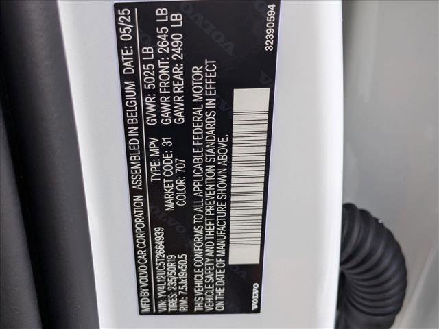 New 2026 Volvo XC40 B5 Plus w/ Protection Package Premier image 20