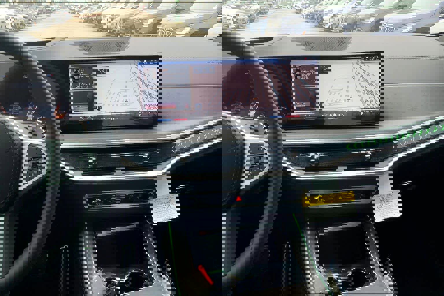 Used 2026 BMW X7 xDrive40i AWD/4WD image 6